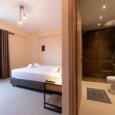 Mini Suites Near Athen'S Airport Free Shuttle From And To Athen'S Airport Spáta Eksteriør bilde
