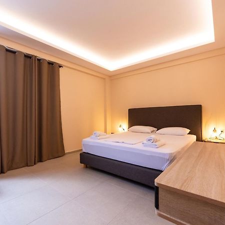 Mini Suites Near Athen'S Airport Free Shuttle From And To Athen'S Airport Spáta Eksteriør bilde